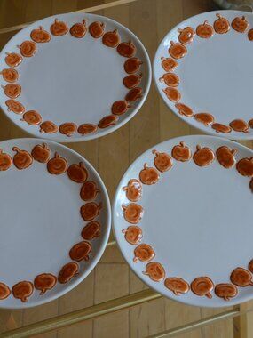 Pottery Barn Jack-O'-Lantern Whimsy Appetizer Plates, Set of 4